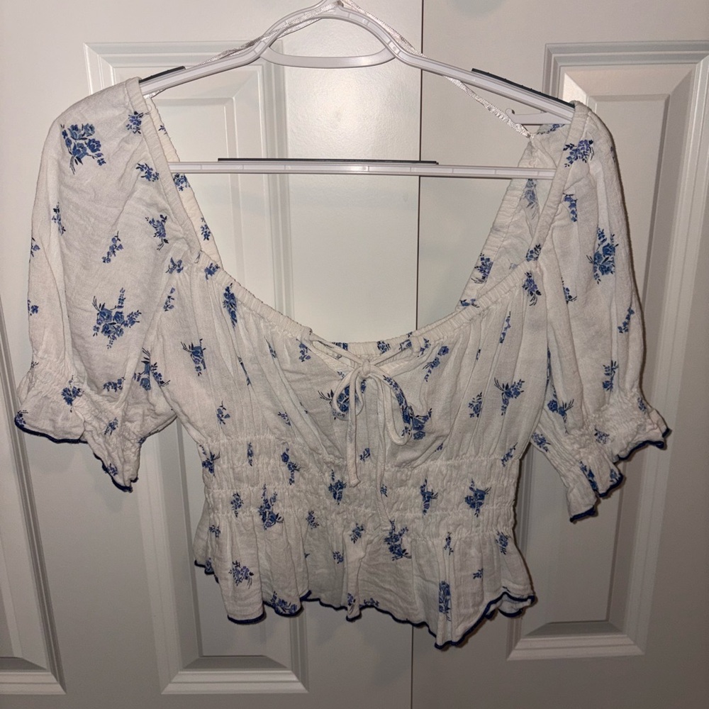 H&M White Cream Puff Sleeve Blouse with Smocked Tie Front